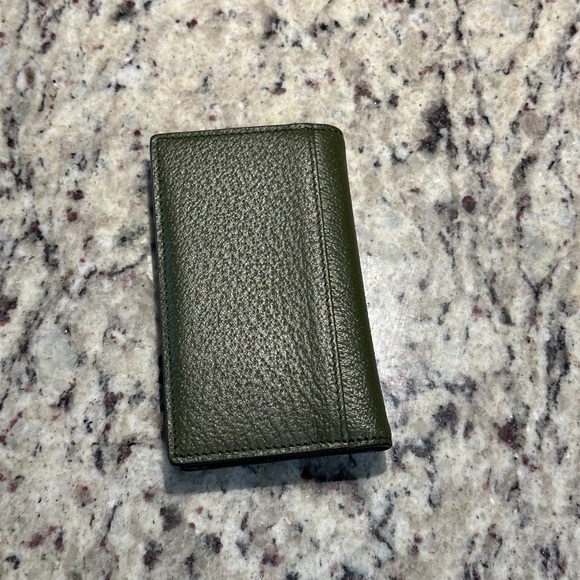 I am selling a Gucci Marmont card case. It was purchased in December 2022. - Picture 3 of 5